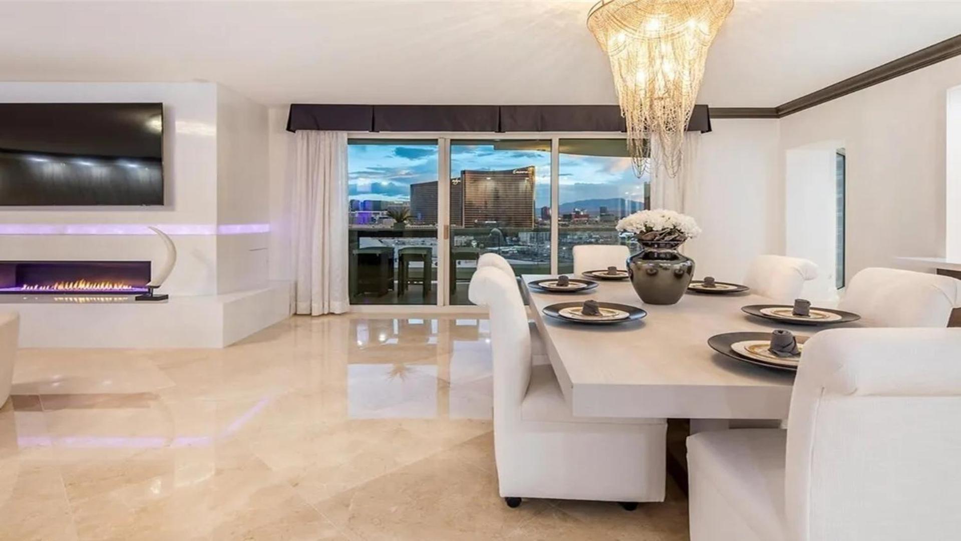 Stunning Four Bedroom Fully Professionally Remodeled Apartment Las Vegas Ngoại thất bức ảnh