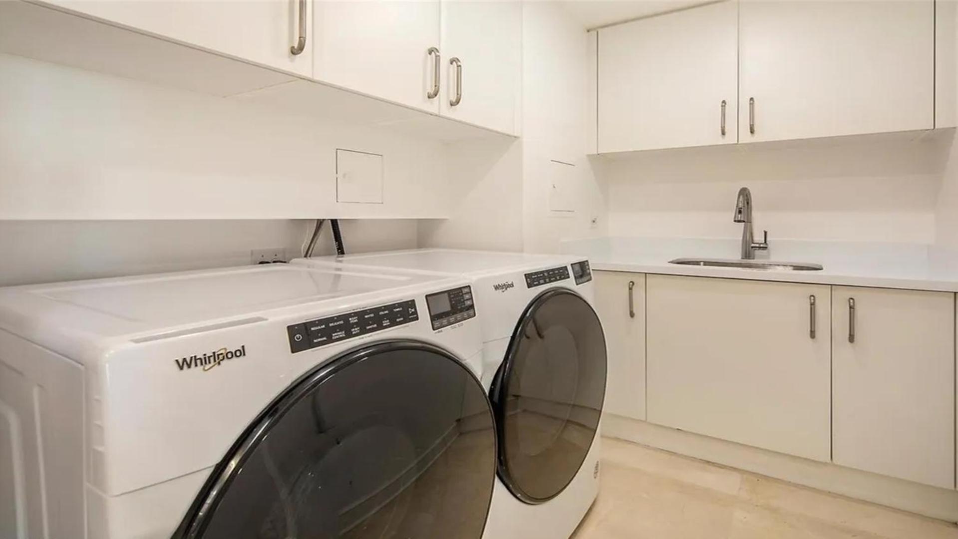 Stunning Four Bedroom Fully Professionally Remodeled Apartment Las Vegas Ngoại thất bức ảnh