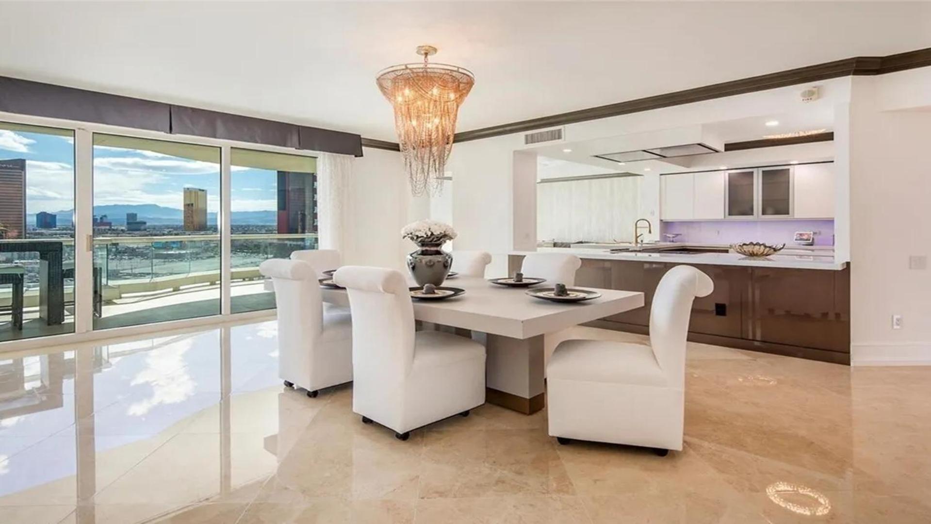 Stunning Four Bedroom Fully Professionally Remodeled Apartment Las Vegas Ngoại thất bức ảnh