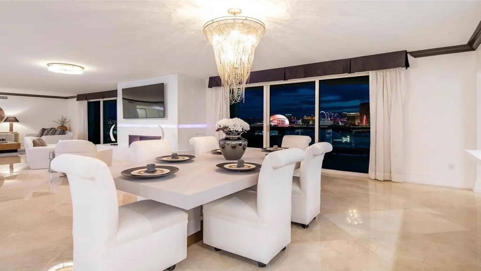Stunning Four Bedroom Fully Professionally Remodeled Apartment Las Vegas Ngoại thất bức ảnh