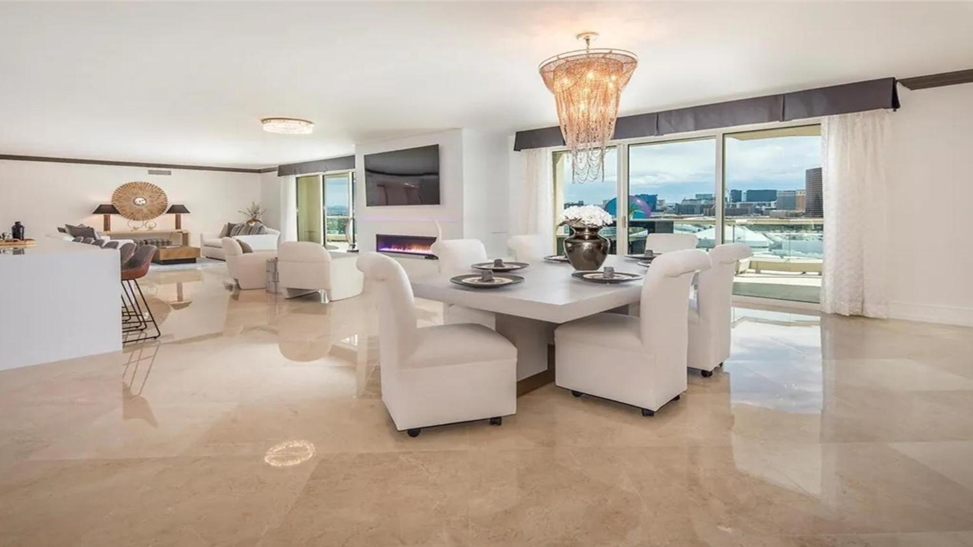 Stunning Four Bedroom Fully Professionally Remodeled Apartment Las Vegas Ngoại thất bức ảnh